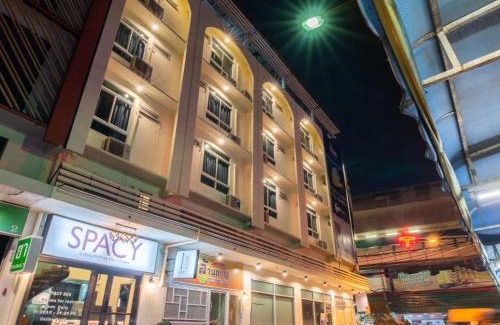 Bang Chak Hotel | Spacy BKK