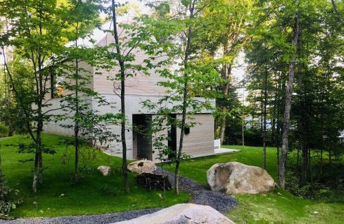 Lac Superieur Village Ski Chalet | Spahaus 7 Luxury Scandi Chalet, Hot Tub, EV Chrg