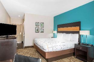 Little Rock Hotel | Spark by Hilton Little Rock West
