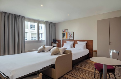 Le Bourg - Gare De Vaise Hotel | Spark by Hilton Lyon Ouest
