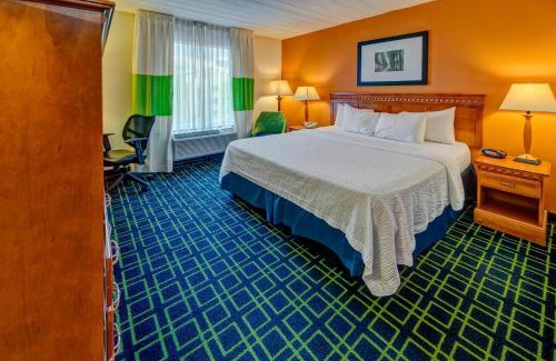Murfreesboro Hotel | Spark by Hilton Murfreesboro