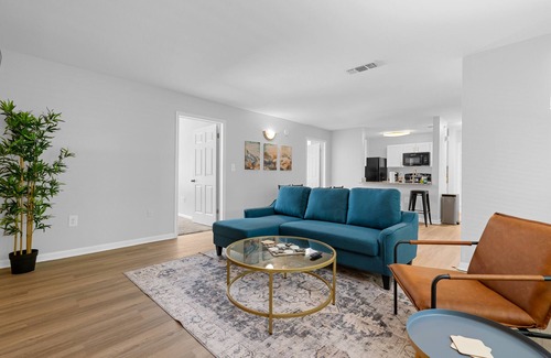 Pleasant Valley House | Sparkling 3BR 3BA Home I Free Hot Tub, Pool, Wi-Fi