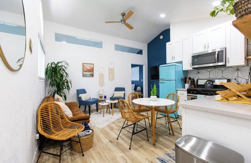 San Onofre Apartment | Sparkling Clean, Stylish 1-bdrm w/parking - 5 min to hiking & beach!