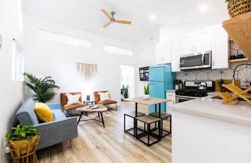 San Onofre Apartment | Sparkling Clean, Stylish 1-bdrm w/parking - 5 min to hiking & beach!