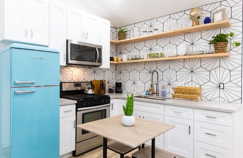 San Onofre Apartment | Sparkling Clean, Stylish 1-bdrm w/parking - 5 min to hiking & beach!