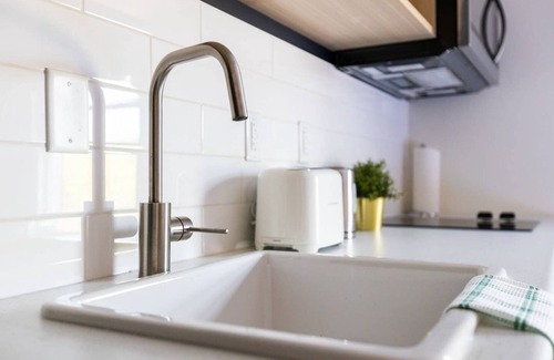 Northeast Edmonton Apartment | Sparkling Clean, Central Cozy and Bright in Highlands