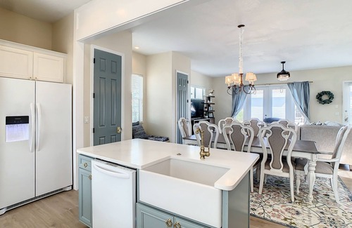 Reunion Cottage | Sparkling Sapphire Cottage near Disney World