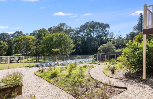 Sawtell House | Sparkling Waters - relaxation meets convenience