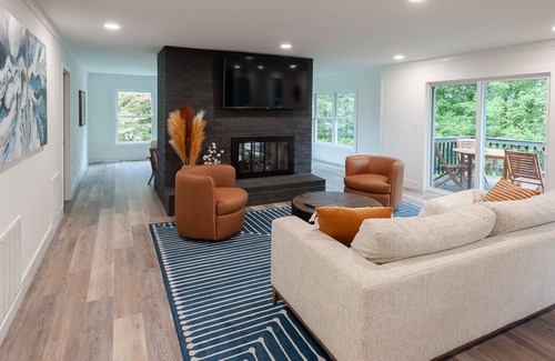 Seneca House | Sparrow's Haven