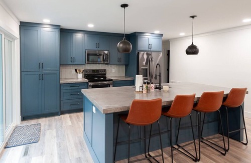 Seneca House | Sparrow's Haven