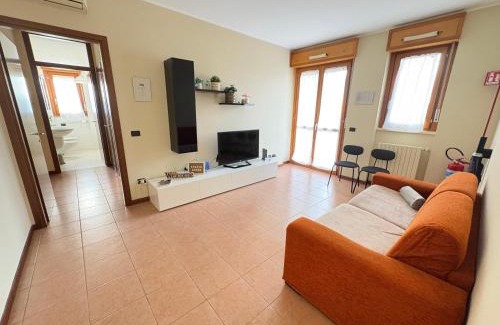 Precotto Apartment | Spazio Breda - Free Garage, metro M1, balcony