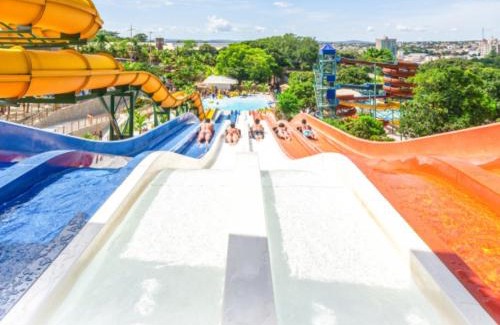 Prive das Caldas Apartment | Spazzio diRoma com acesso ao Acqua Park - Luciana