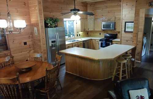 Burnsville Ski Chalet | "Special Christmas Promotion 30% Discount!" Three Bears Cottage!