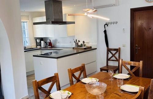 Urbanizacion Marbessa Villa | Special familyfriendly prices for this beautiful villa with pool, near the beach