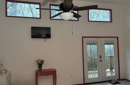 Wildwood Cabin | SPECIAL No Pet Fees - Bring friends to enjoy all Wild Acres has to offer - Hang gliding & hiking