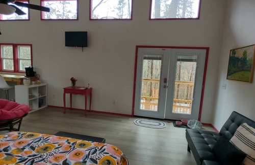 Wildwood Cabin | SPECIAL No Pet Fees - Bring friends to enjoy all Wild Acres has to offer - Hang gliding & hiking