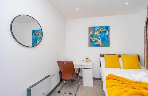 Seven Dials Apartment | Special Offer Central Hove 3 Bedroom Flat BN32OSM18