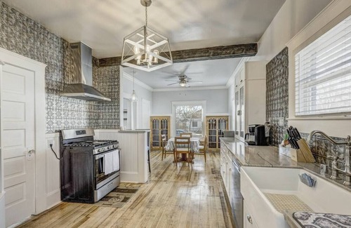 Midtown House | Specials! Midtown Bungalow ~Downtown~UNR~River