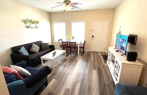 Myrtle Beach House | Spectacular 2-BR Cottage, 2 Blocks To Beach, Free Parking and Pool