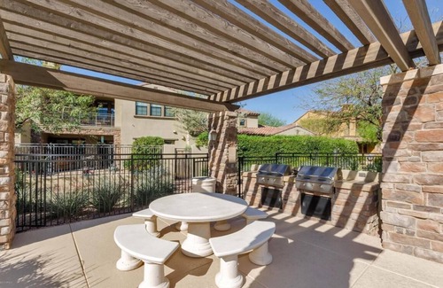 Talon Retreat House | Spectacular 2 BR Grayhawk Golf Getaway from the 18th Hole