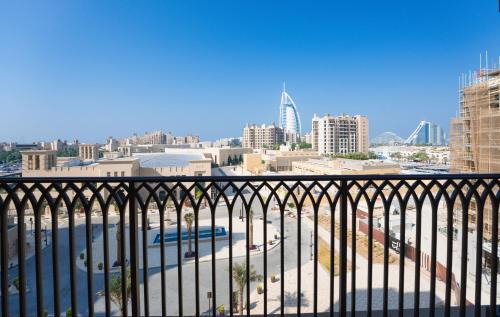 Umm Suqeim 3 Apartment | Spectacular 2BR Apartment Full BurjAlArab View