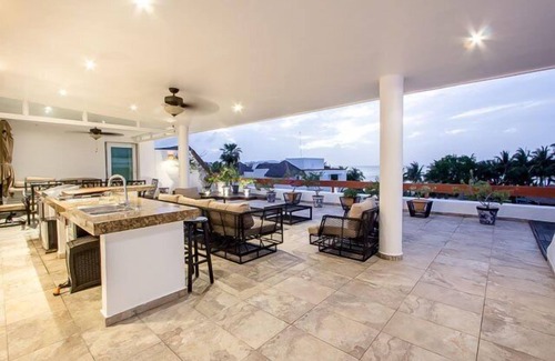 Costa Maya Condo | Spectacular 3 Bedroom Penthouse with a Great Rooftop