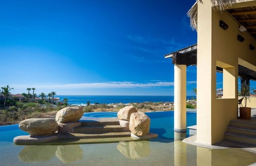 Los Cabos Villa | Spectacular 8 BR Ocean View Casa Tita features A/C, WiFi, Wet Bar, Pool + More!
