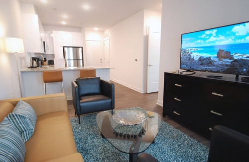 Midtown Apartment | Spectacular Apartments by BCA Furnished Apts