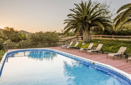 Paso Robles House | π· Spectacular City/Mtn Views! π· Private/Spacious 5BD | Near Wineries/Town/Fair