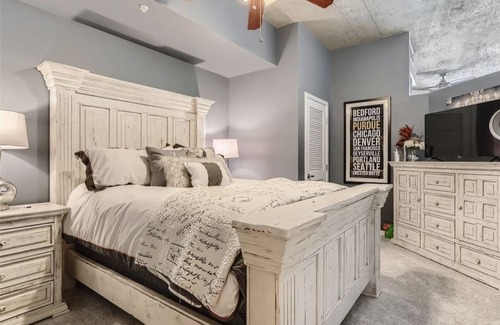 LoDo Condo | Spectacular Denver Downtown LoDo luxury condo at the GLASSHOUSE