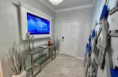 Davenport House | Spectacular! Disney/Universal Themed Home