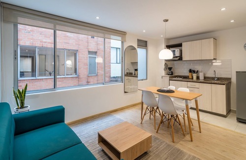Financial District Apartment | Spectacular High-End Apartment in Chapinero Alto with Wifi
