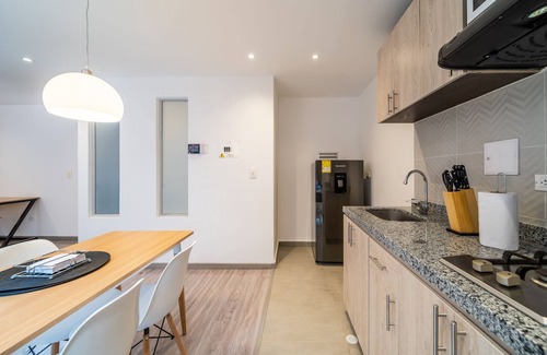 Financial District Apartment | Spectacular High-End Apartment in Chapinero Alto with Wifi