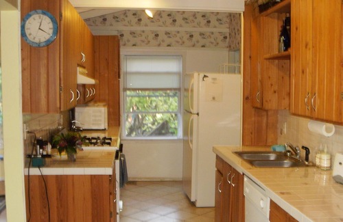 Hope Town Villa | Spectacular Hope Town home, Waterfront, Lighthouse View, Perfect Spot for 2-8