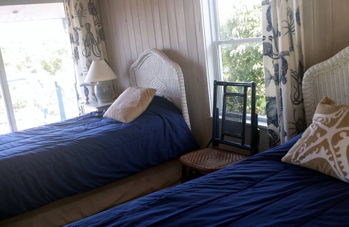Hope Town Villa | Spectacular Hope Town home, Waterfront, Lighthouse View, Perfect Spot for 2-8