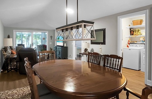 Twin Oaks House | Spectacular Home in Paradise! Centrally Located in Wild Dunes
