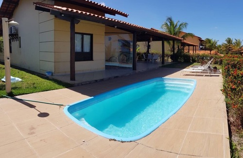 Zumbi House | Spectacular home in waterfront condominium