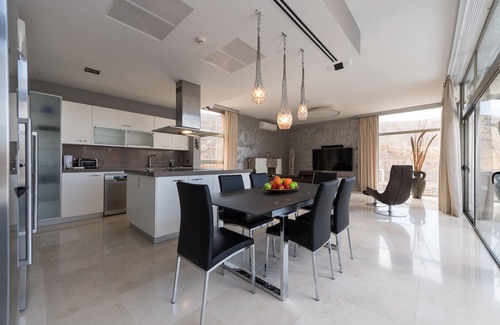 Mogan Ski Chalet | Spectacular house with private heated pool in paradise