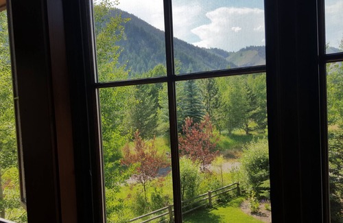 Ketchum House | Spectacular Ketchum Family Home w/Baldy Views & Close to Town!