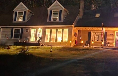 Rowland House | Spectacular Lackawaxen River Views! Game Room! Jacuzzi!nSki Big Bear!