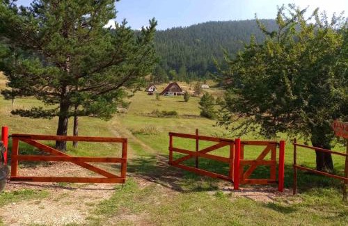 Zabljak Ski Chalet | Spectacular LakeView House