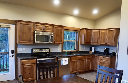 West Glacier Ski Chalet | Spectacular Mountain Views located 1 mile from Glacier National Park