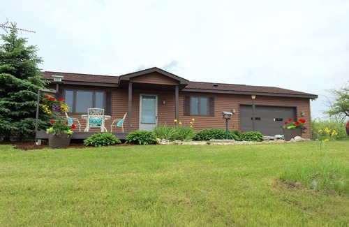 Atwood House | Spectacular Orchard and Lake views with Magnificent Sunsets!