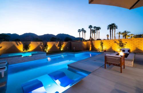 La Quinta Villa | Spectacular PGA West New Home!
