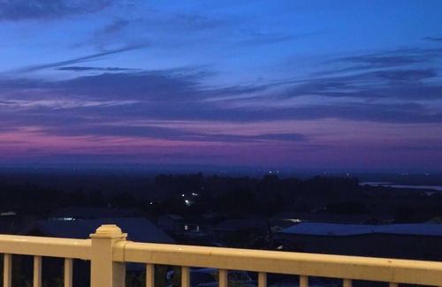 Moses Lake House | Spectacular Potholes Views from Private Deck_3BR Retreat