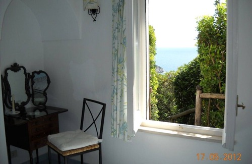 Anacapri Cottage | Spectacular sea views and salt water swimming pool on Capri