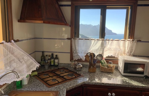 Santa Cruz de Tenerife Cottage | Spectacular Secluded home beween the mountains and the sea