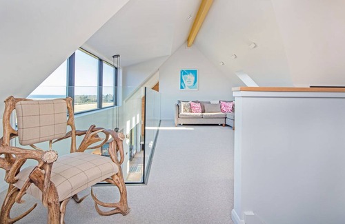 Fourpenny House | Spectacular uninterrupted views of Loch Fleet and the countryside from every room