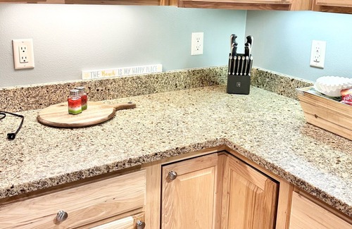 Arkdale Condo | Spectacular Updated Condo at Northern Bay Resort.