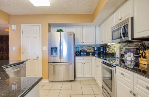 North Myrtle Beach Villa | Spectacular 3BD Corner Unit - Waterway Views - Large Square Footage